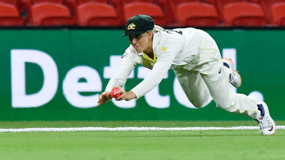Ashleigh Gardner took a brilliant catch in the deep
