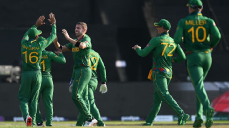 Anrich Nortje is congratulated after breaking the opening stand