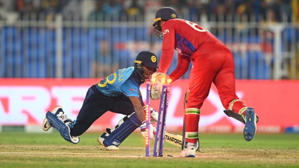 England are almost through but Sri Lanka's qualification hopes are slim