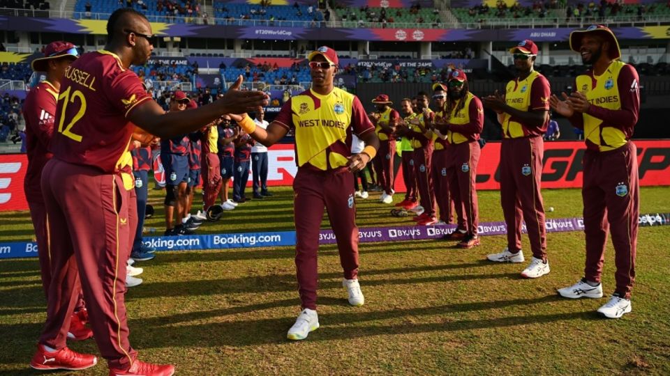 Dwayne Bravo received a guard of honour during his farewell appearance for West Indies