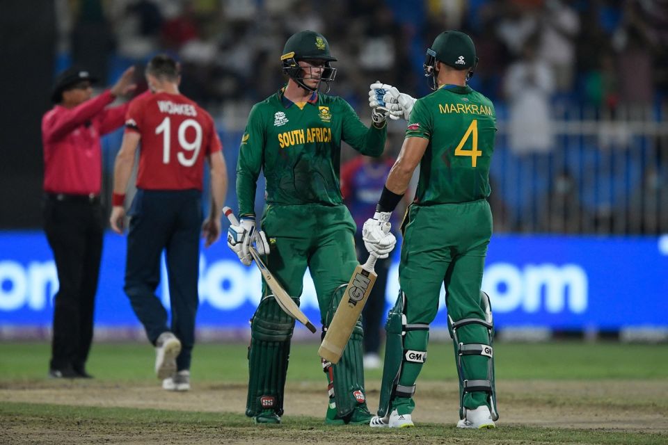 Rassie van der Dussen and Aiden Markram added quick runs for the third wicket