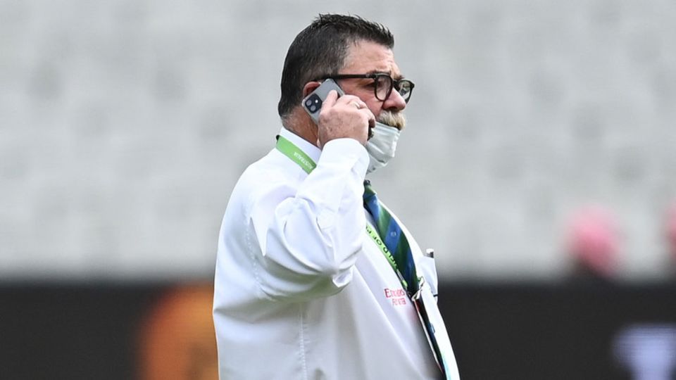 David Boon on the outfield before play