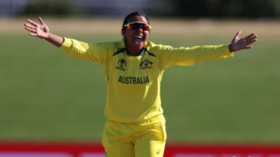 Alana King picked up a couple of key wickets