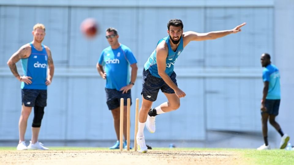 Saqib Mahmood has been named to make his Test debut in Barbados