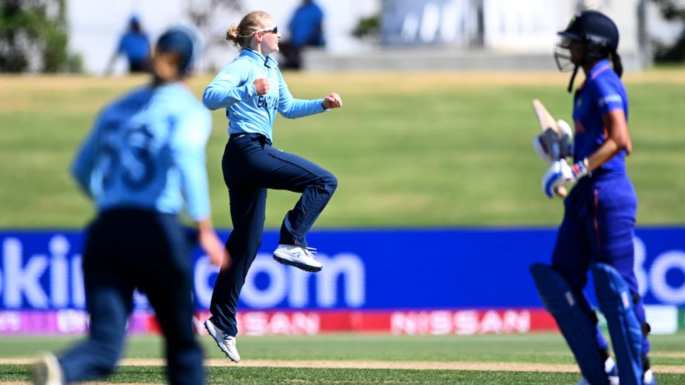 Charlie Dean struck in her first over to dent India