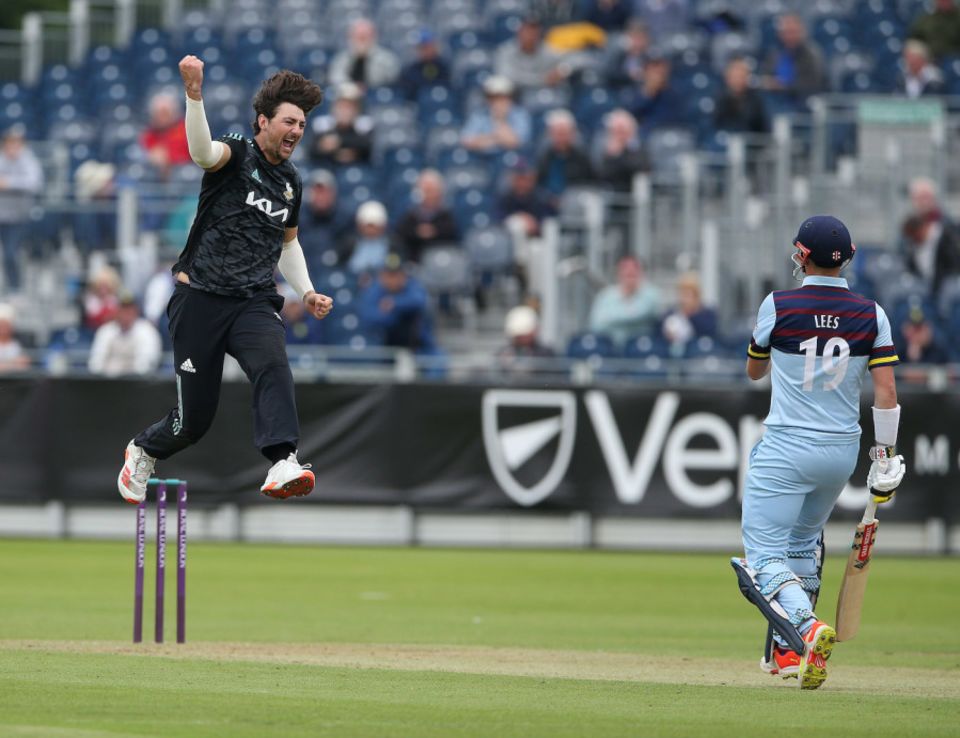 David takes a wicket for Surrey in the Royal London Cup in 2021. He switched from seam to bowling mostly offspin after a stress fracture in 2018-19