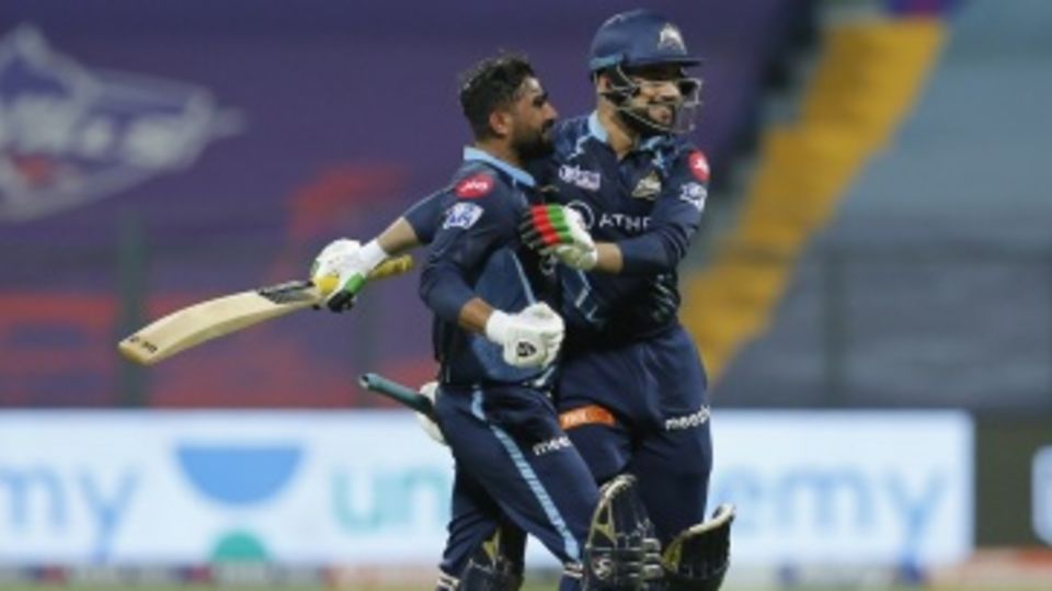 Rahul Tewatia and Rashid Khan made 59 runs in the last four overs