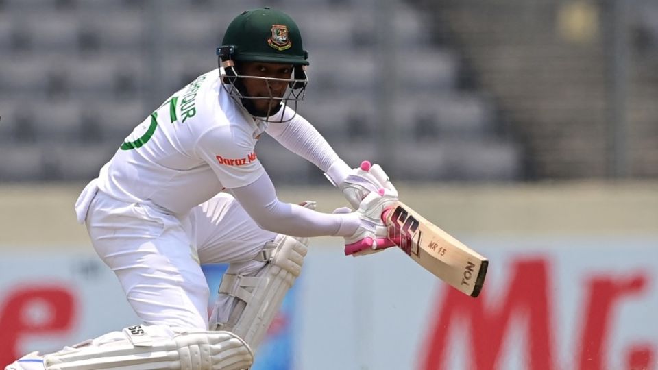 Mushfiqur Rahim remained unbeaten on 175 as Bangladesh were bowled out for 365
