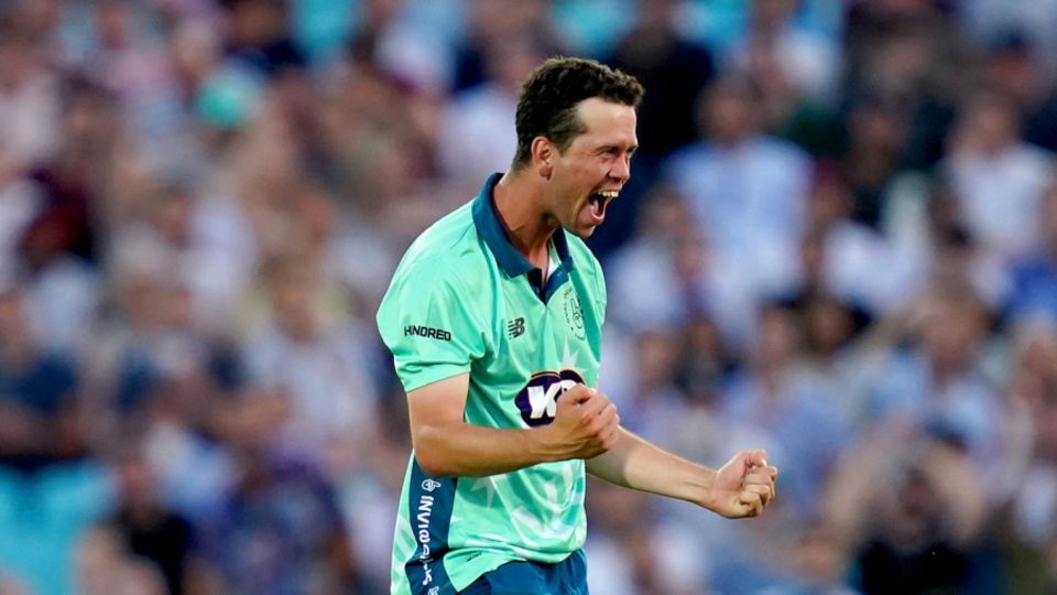 Nathan Sowter celebrates a wicket for Oval Invincibles