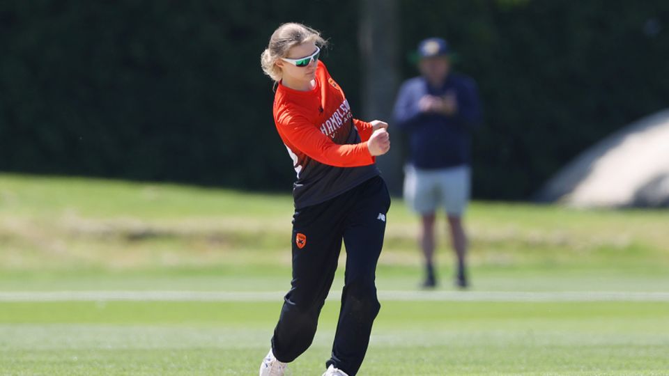 Charlie Dean impressed for Southern Vipers