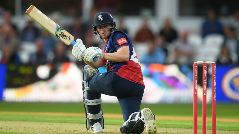 Cox said it was "a real honour" to sign for Essex