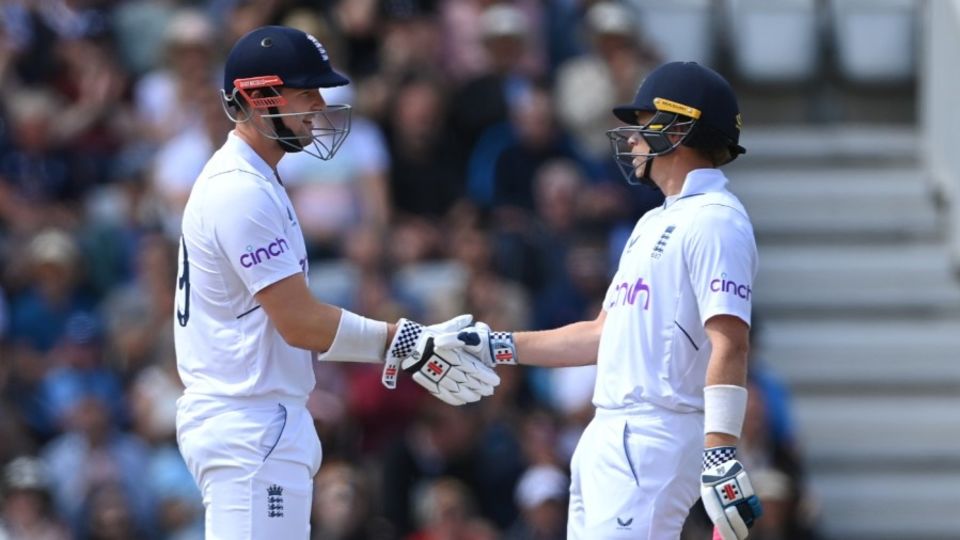 Alex Lees and Ollie Pope played with attacking intent on the third morning