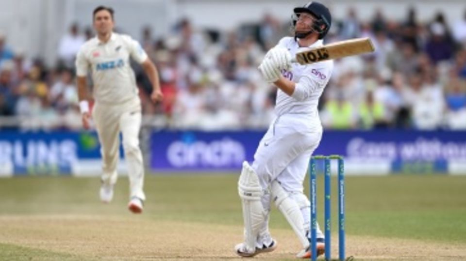 Jonny Bairstow nails the pull off Trent Boult