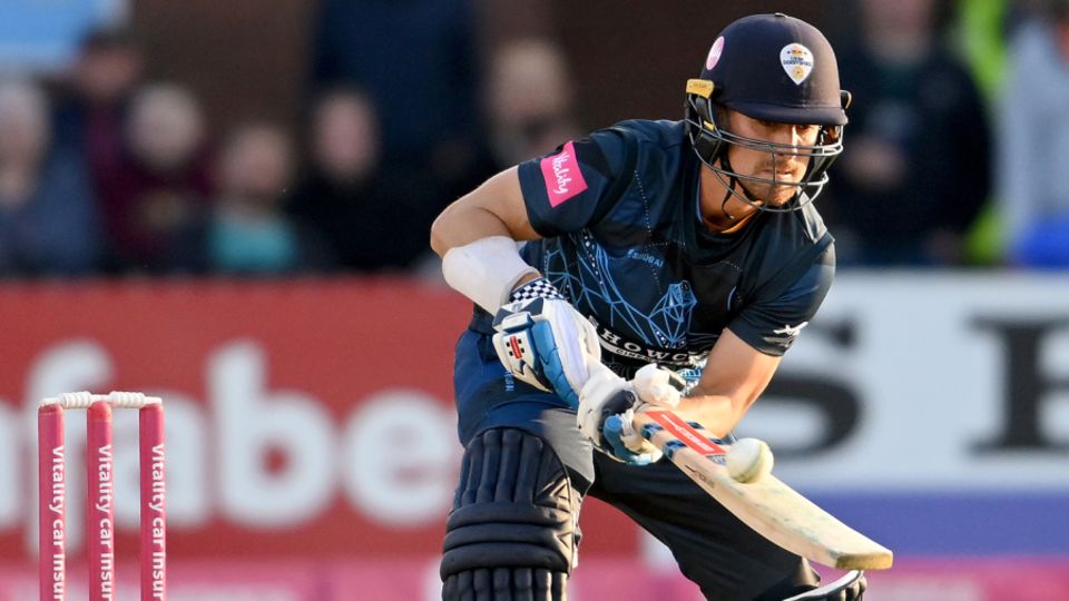 Leus du Plooy stood in as captain in Derbyshire's 2022 Blast quarter-final