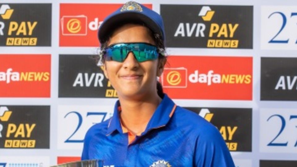 Jemimah Rodrigues poses with the Player of the Match award