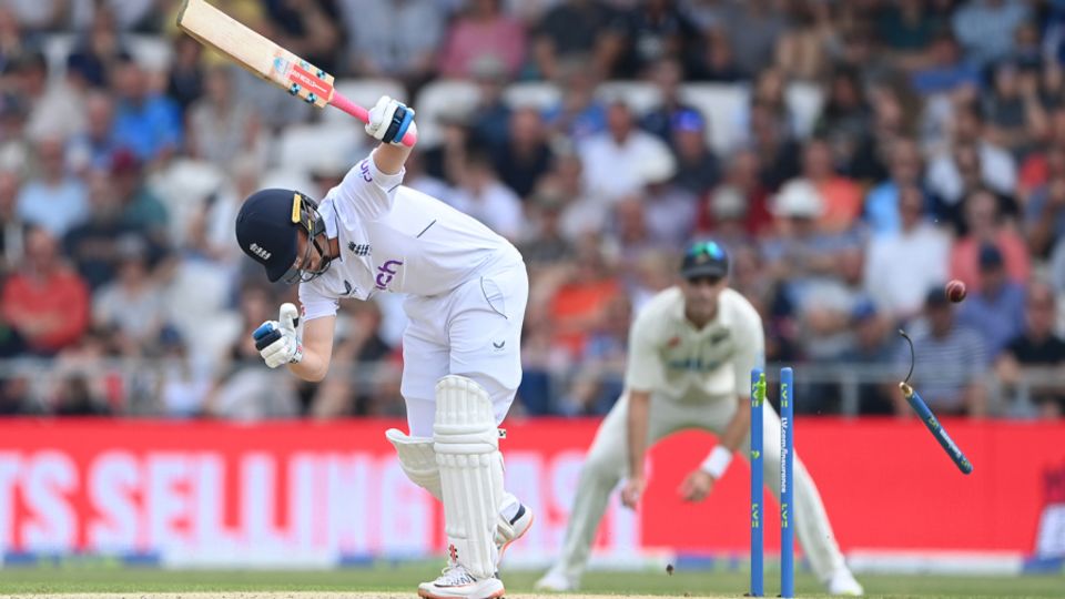 Ollie Pope loses his off stump