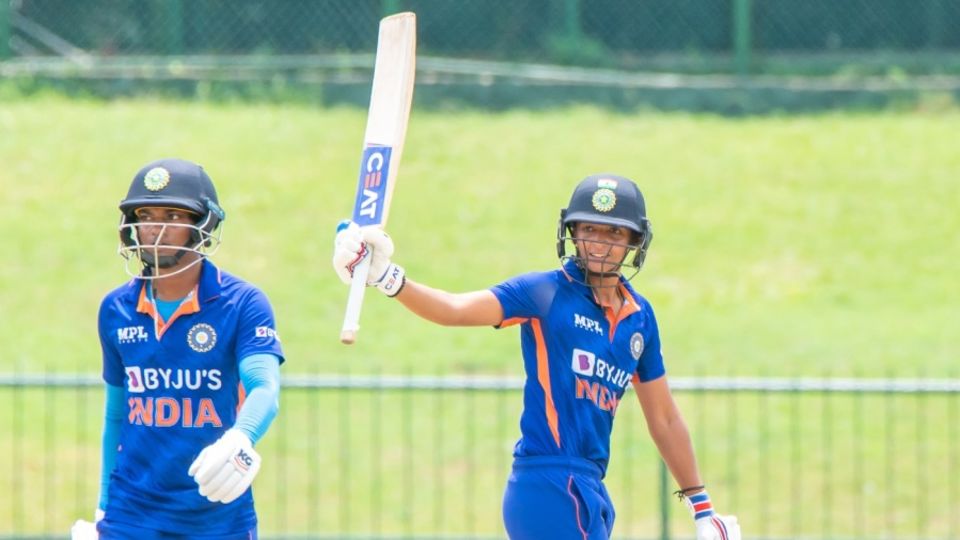 Harmanpreet Kaur scored 75 and added 97 for the seventh wicket with Pooja Vastrakar