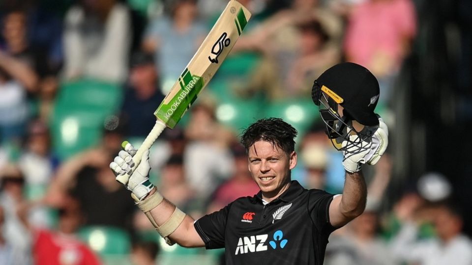 Michael Bracewell hit 24 off the last over to seal an unlikely win for New Zealand