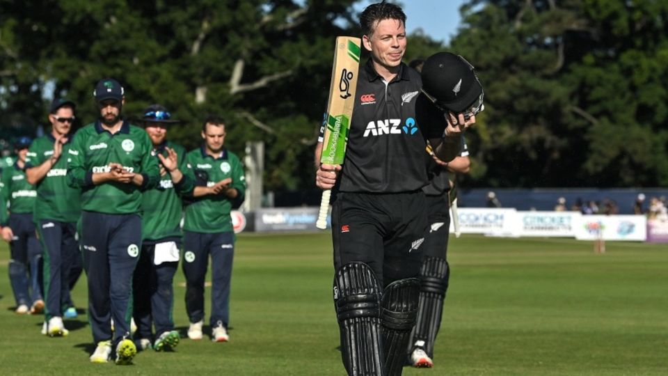 Michael Bracewell on his first hundred: "Pretty proud moment walking off the field and seeing all the boys' faces"