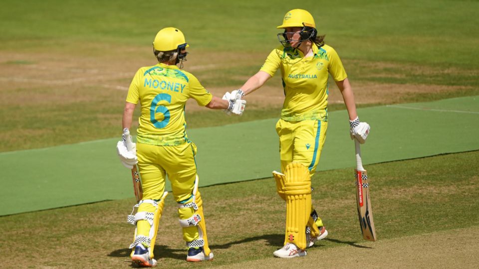 Not for the first time, Beth Mooney and Tahlia McGrath combined in a match-winning stand