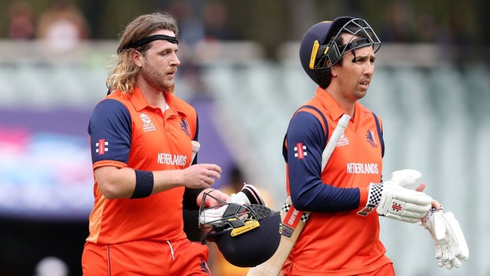 Max O'Dowd and Tom Cooper shared a crucial partnership to guide Netherlands home