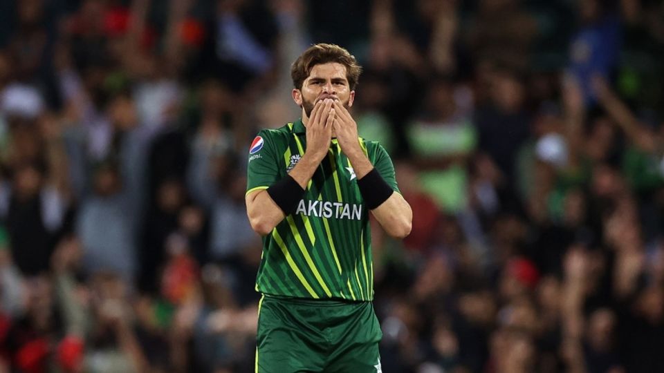 Shaheen Shah Afridi pegged South Africa back with the early wickets of Quinton de Kock and Rilee Rossouw