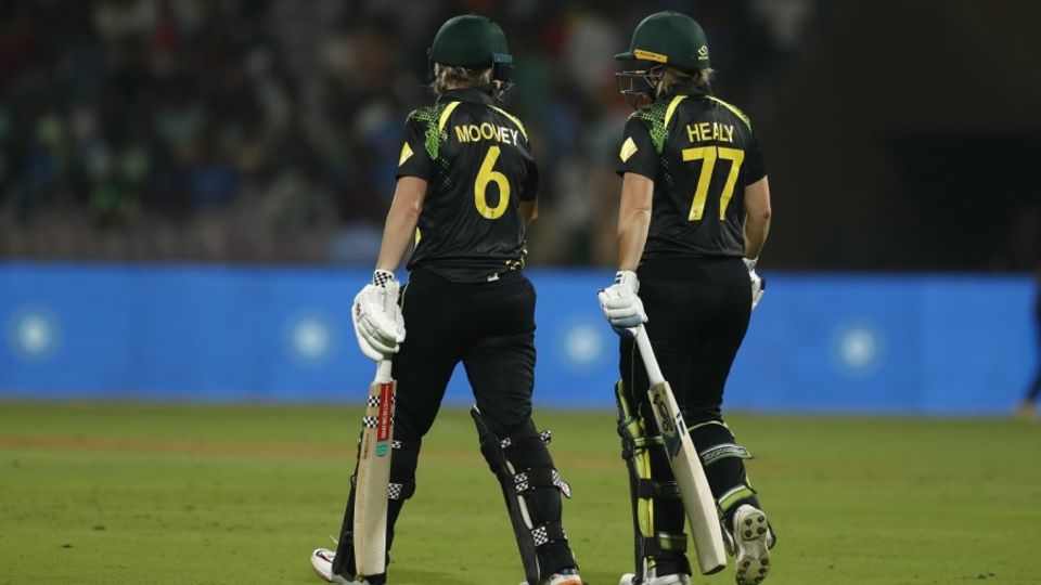 Beth Mooney and Alyssa Healy gave Australia's chase a strong start on Friday evening