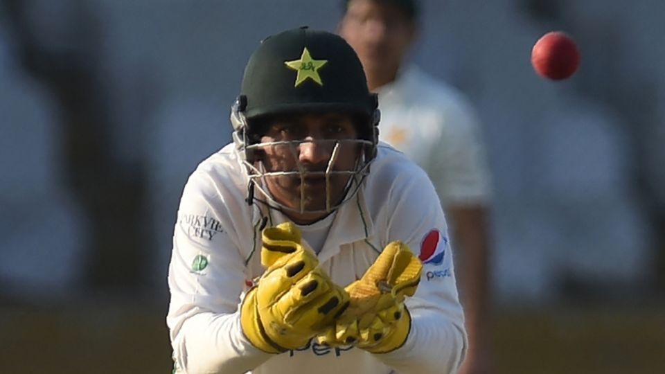 Sarfaraz Ahmed took the review that led to Devon Conway's dismissal