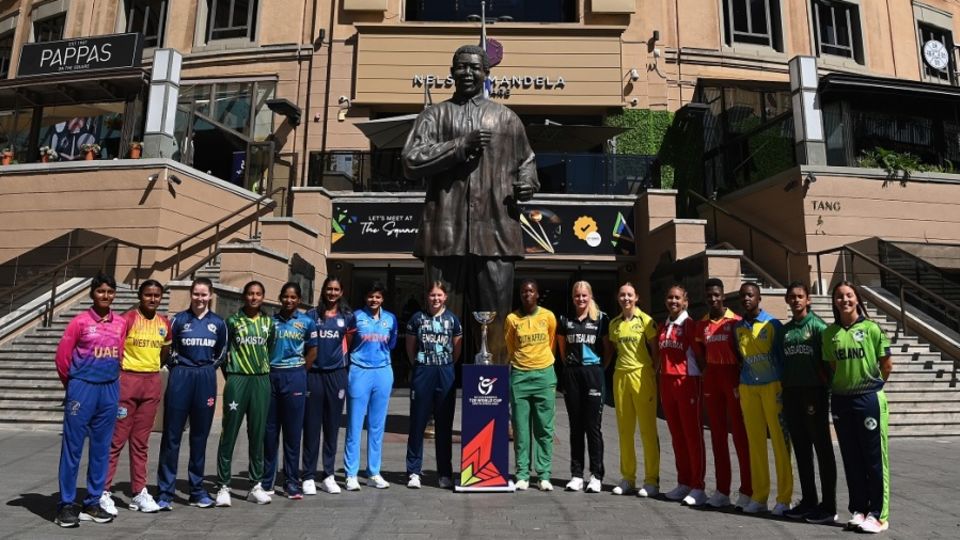 The captains pose for a picture before the start of the Women's U-19 T20 World Cup in South Africa