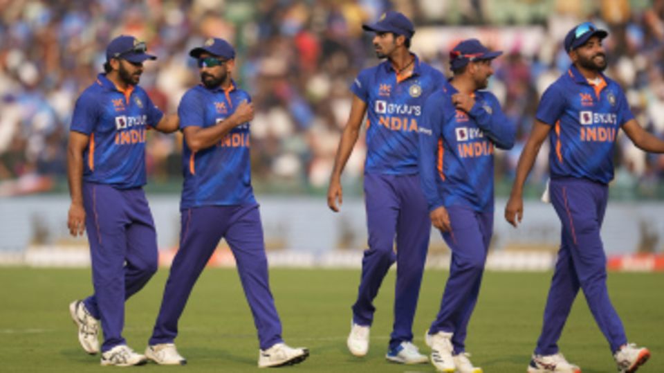 India's bowling pack, minus Hardik Pandya, walk off after a good day at work