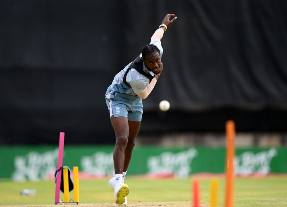 Jofra Archer was bought by Mumbai Indians before the 2022 auction