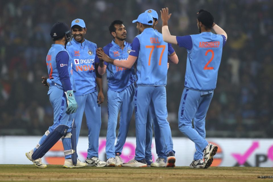 Yuzvendra Chahal set the tone for India with a wicket maiden inside the powerplay