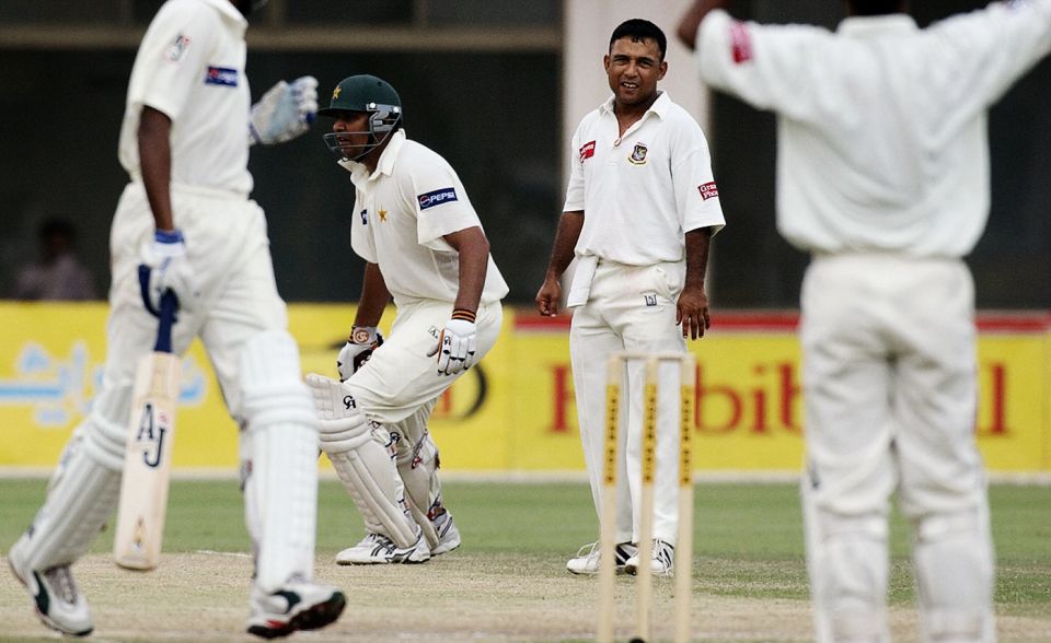 We could have made history: Khaled Mahmud looks peeved at Inzamam-ul-Haq's insistence on winning the 2003 Multan Test