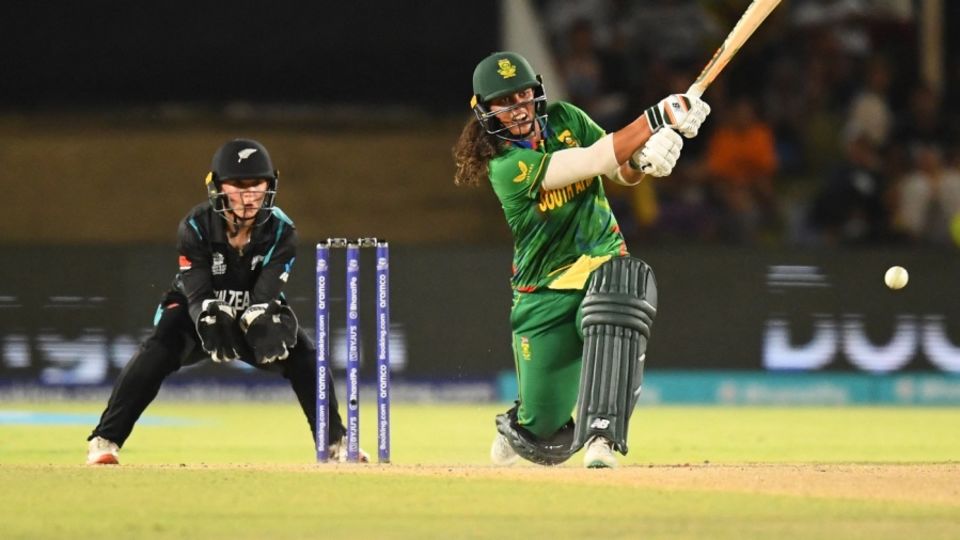 Chloe Tryon helped South Africa crawl out of trouble