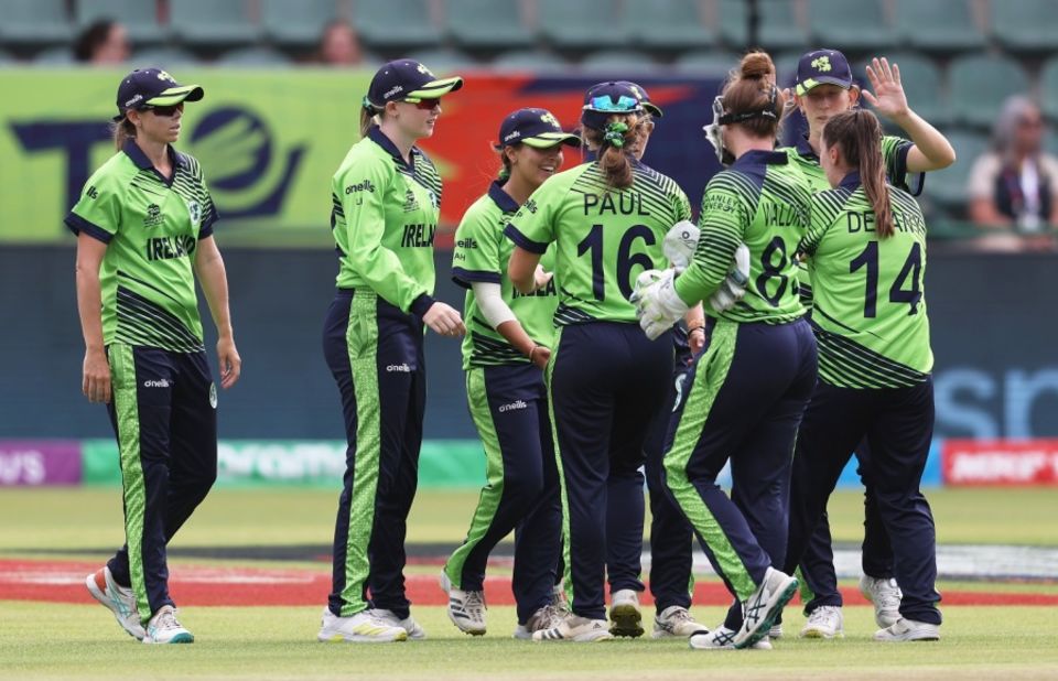 Laura Delany celebrates with her teammates after dismissing Shafali Verma