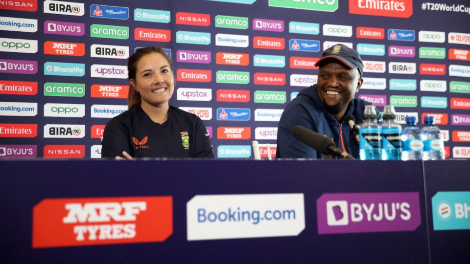 Hilton Moreeng became the first coach to take a senior South African team to a World Cup final