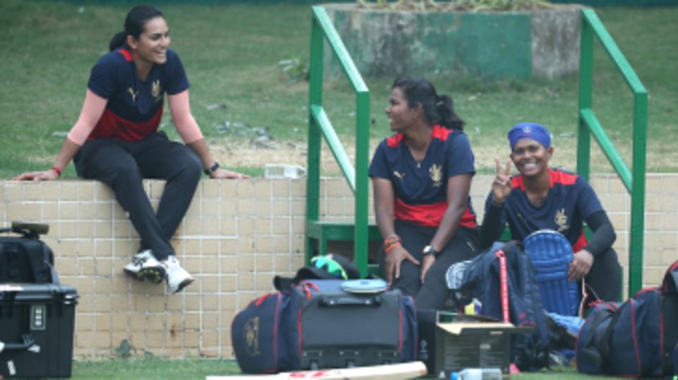 Disha Kasat, Indrani Roy and Komal Zanzad at an RCB training session