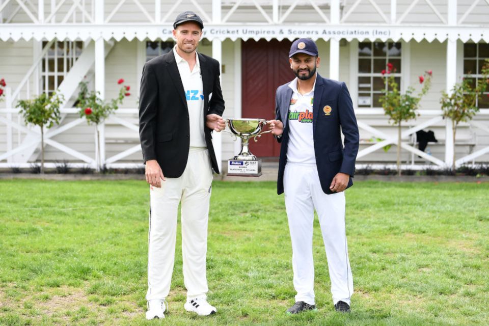Tim Southee and Dimuth Karunaratne pose with the trophy