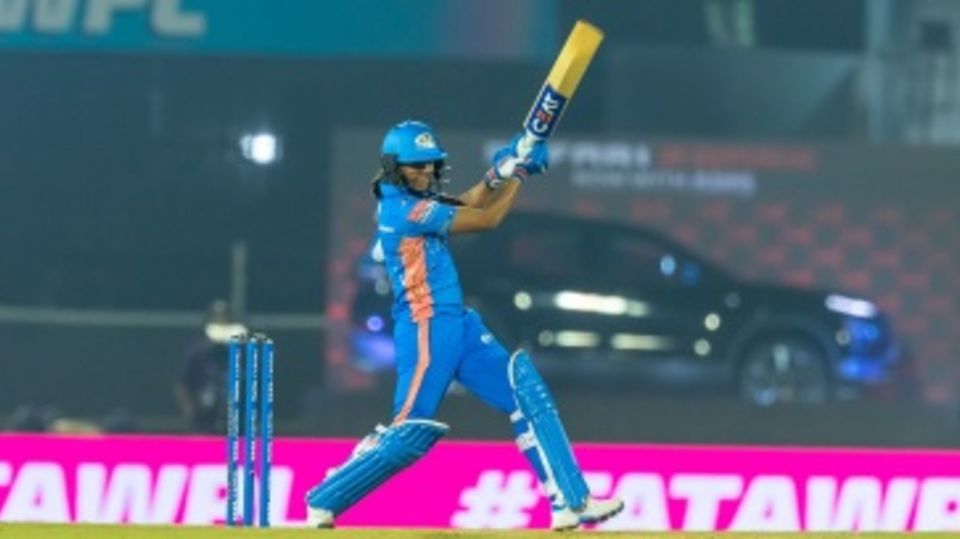 Harmanpreet Kaur punches one off the back foot