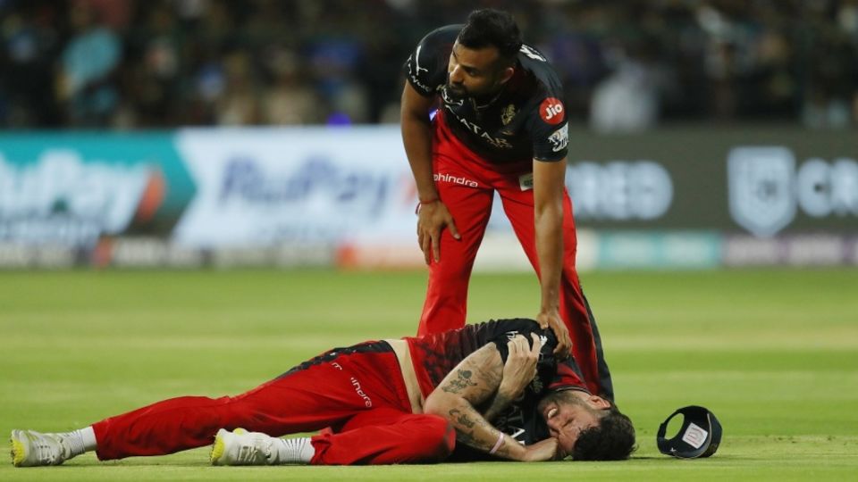 Reece Topley dislocated his right shoulder after diving awkwardly on his IPL debut