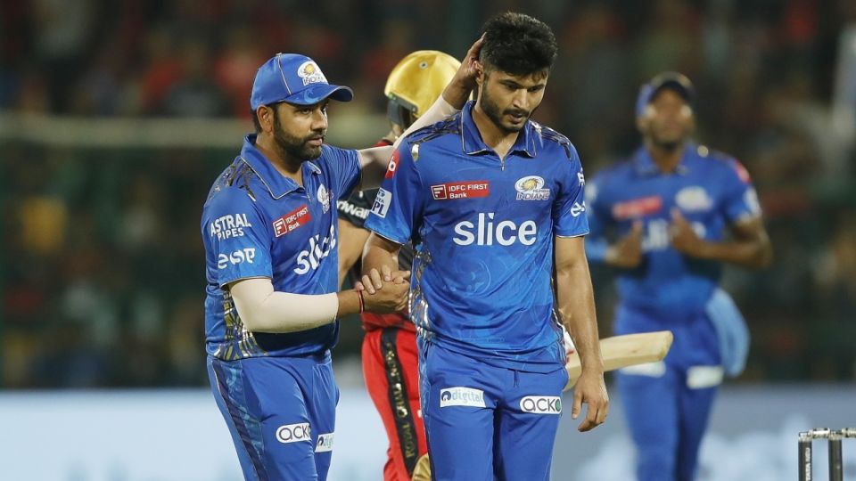 Rohit Sharma congratulates Arshad Khan 