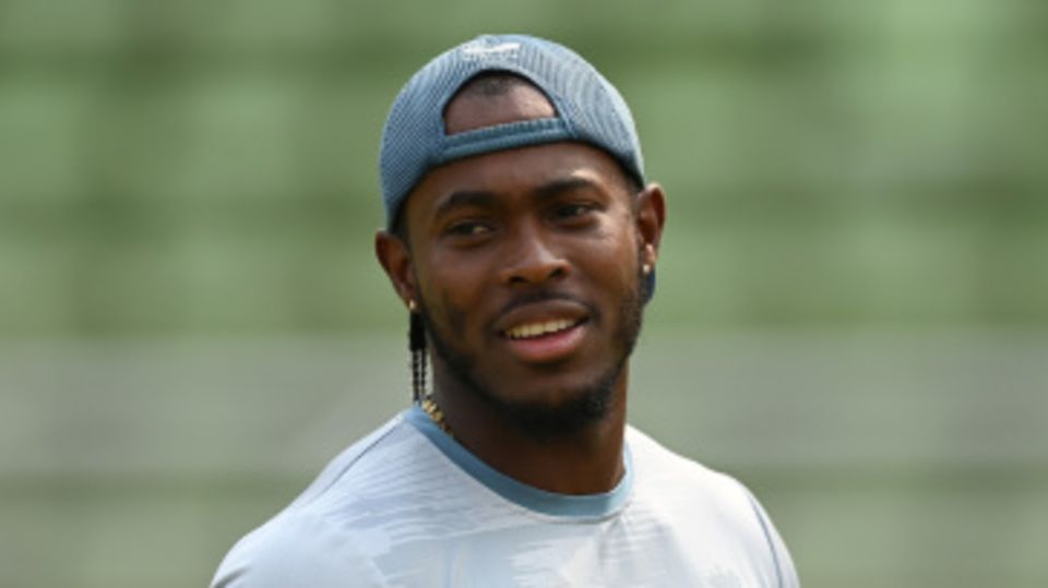 Jofra Archer at a training session