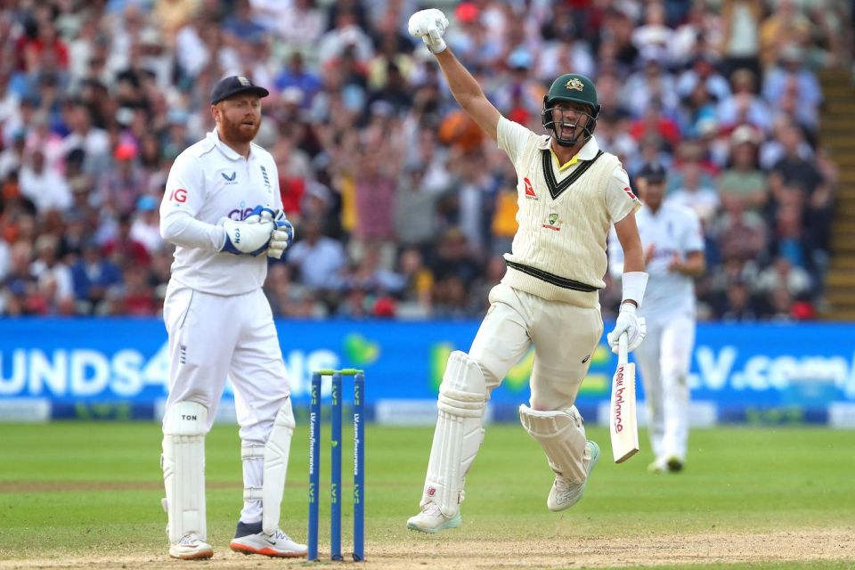 Pat Cummins lands the finishing blow