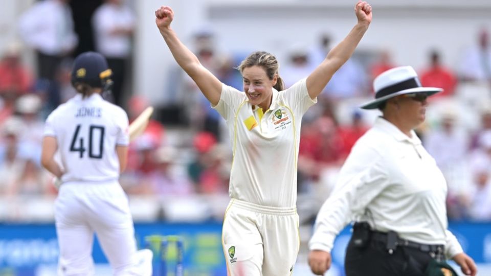 Ellyse Perry celebrates dismissing Amy Jones