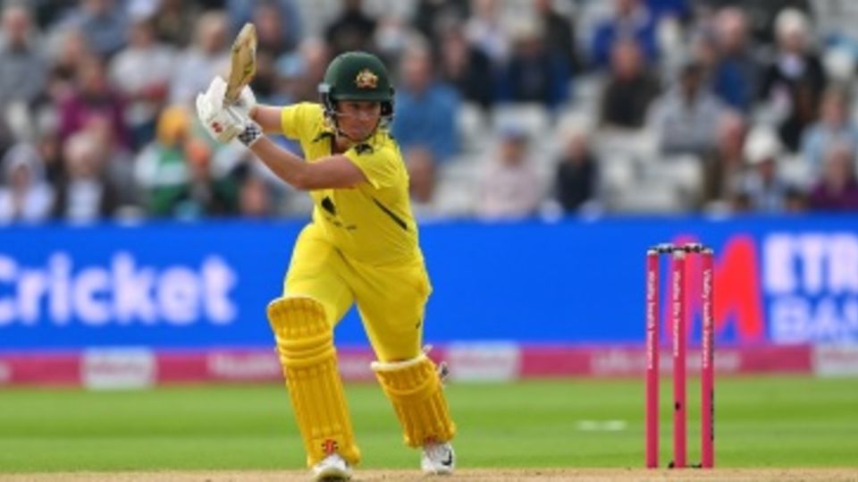 Beth Mooney kept Australia chugging along