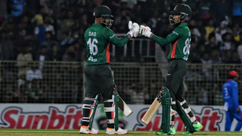 Bangladesh have a powerplay strike rate of 140.27 this year