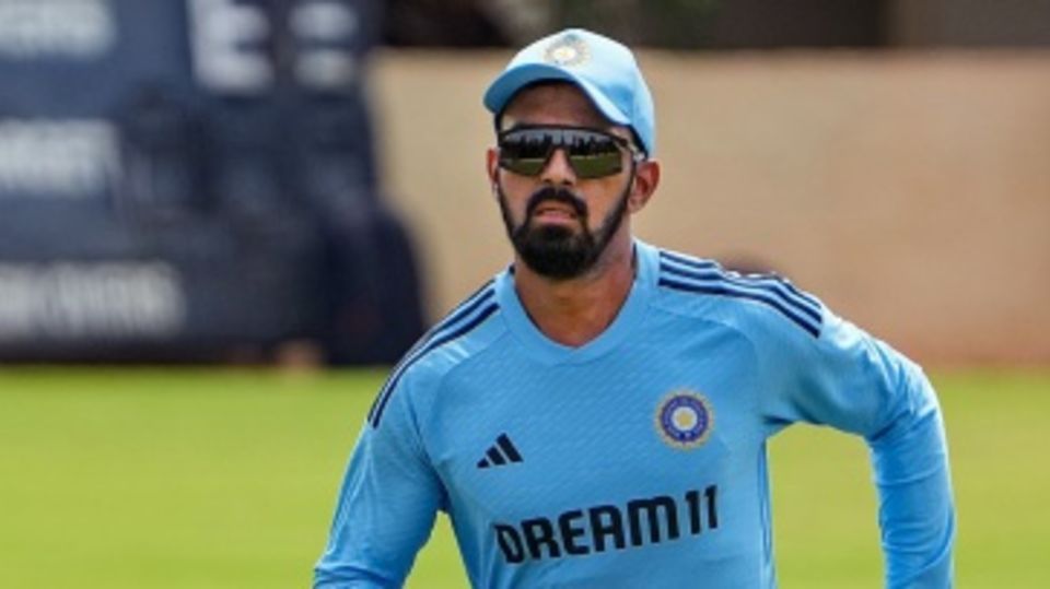 KL Rahul trains in Bengaluru in the lead-up to the Asia Cup