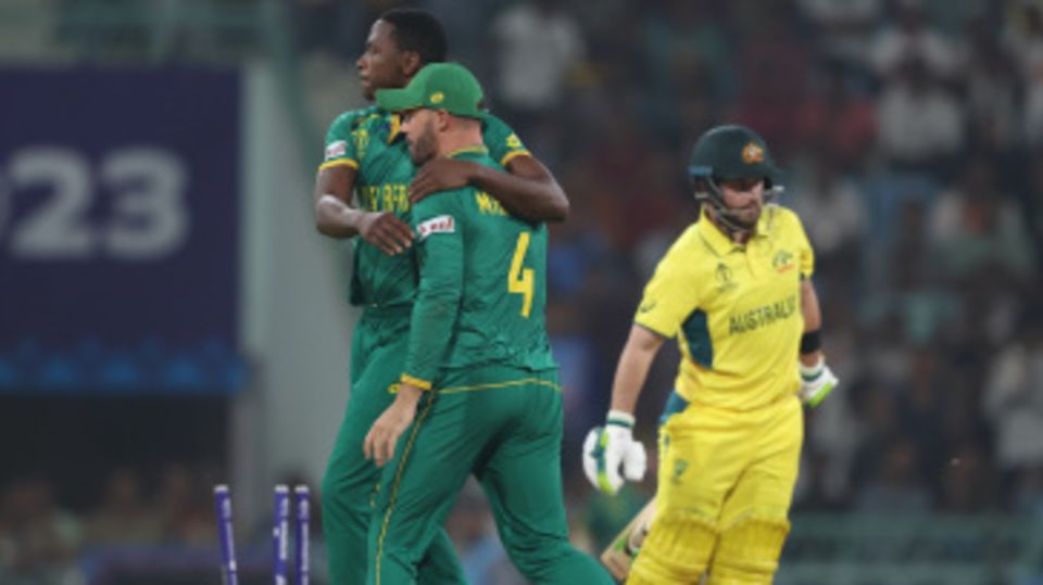 Kagiso Rabada knocked over Josh Inglis with a beauty