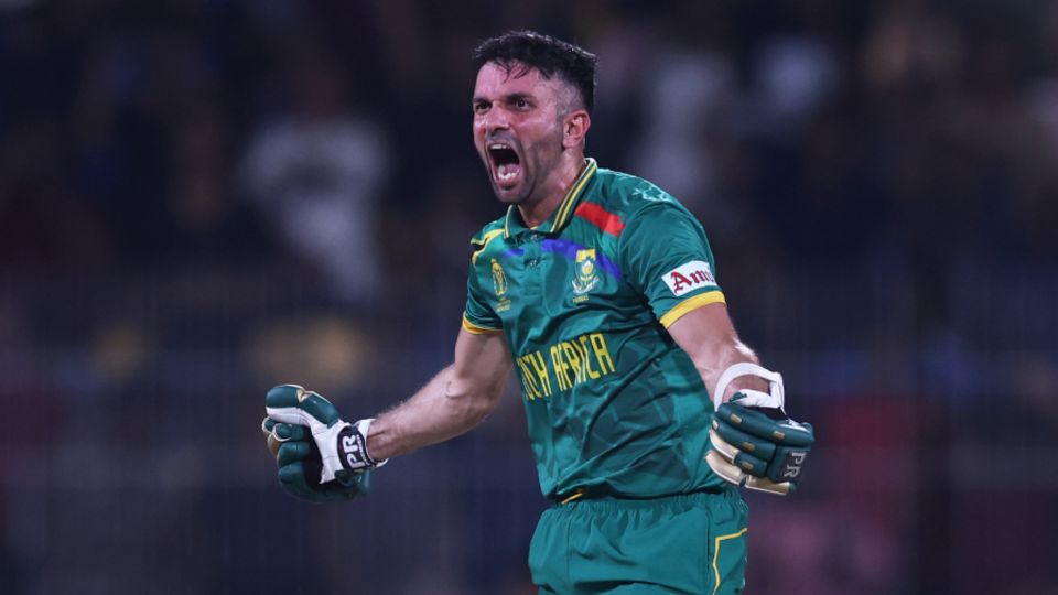 Keshav Maharaj roars after hitting the winning four