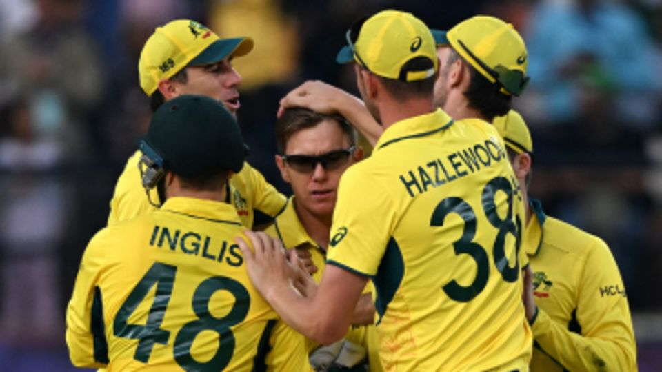 Adam Zampa broke a strong third-wicket stand